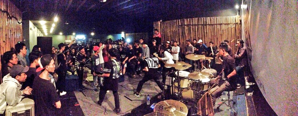 thanks depok &amp; big thank's for family <a href="/CoolkidsBekasi/">Coolkids Bekasi</a> <a href="/gubuk_id/">Gubuk Fams</a> <a href="/KedaiIndie/">IG: @KEDAIINDIE</a> :)