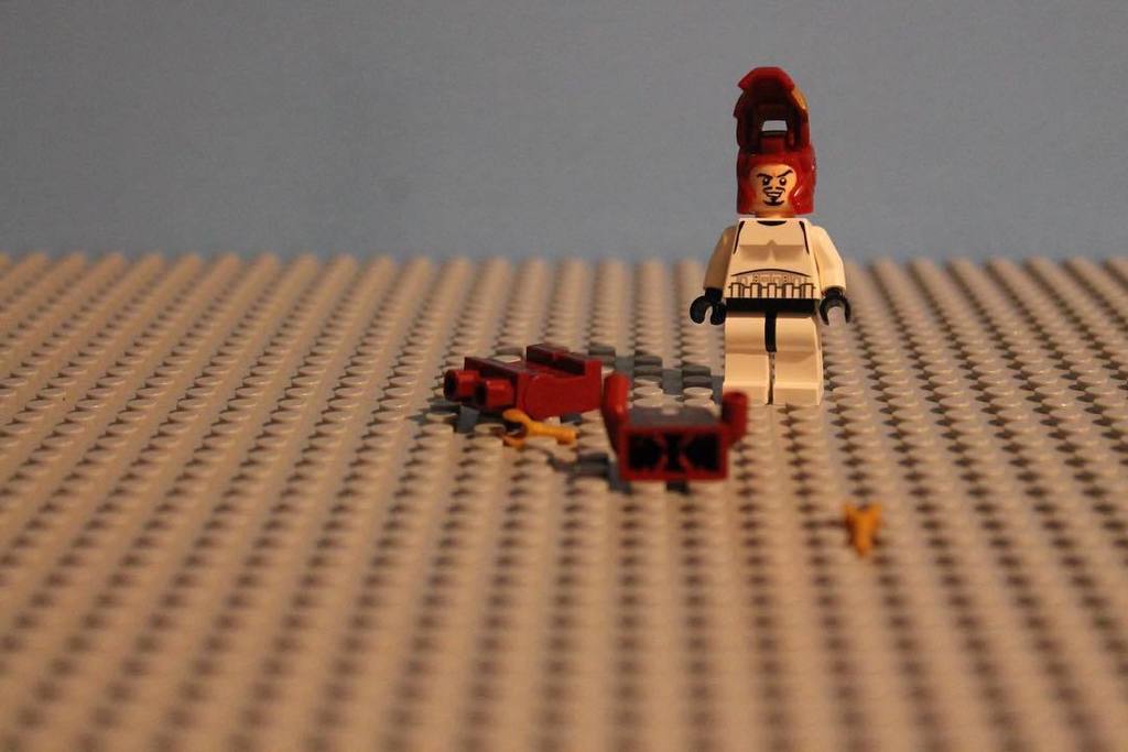 BestAvengers's tweet photo. lego.photography04: Wrong suit Tony. #Lego #photography #legophotography #legophoto #legominifigures #brick #brickc… https://t.co/IjUp3XIFUg
