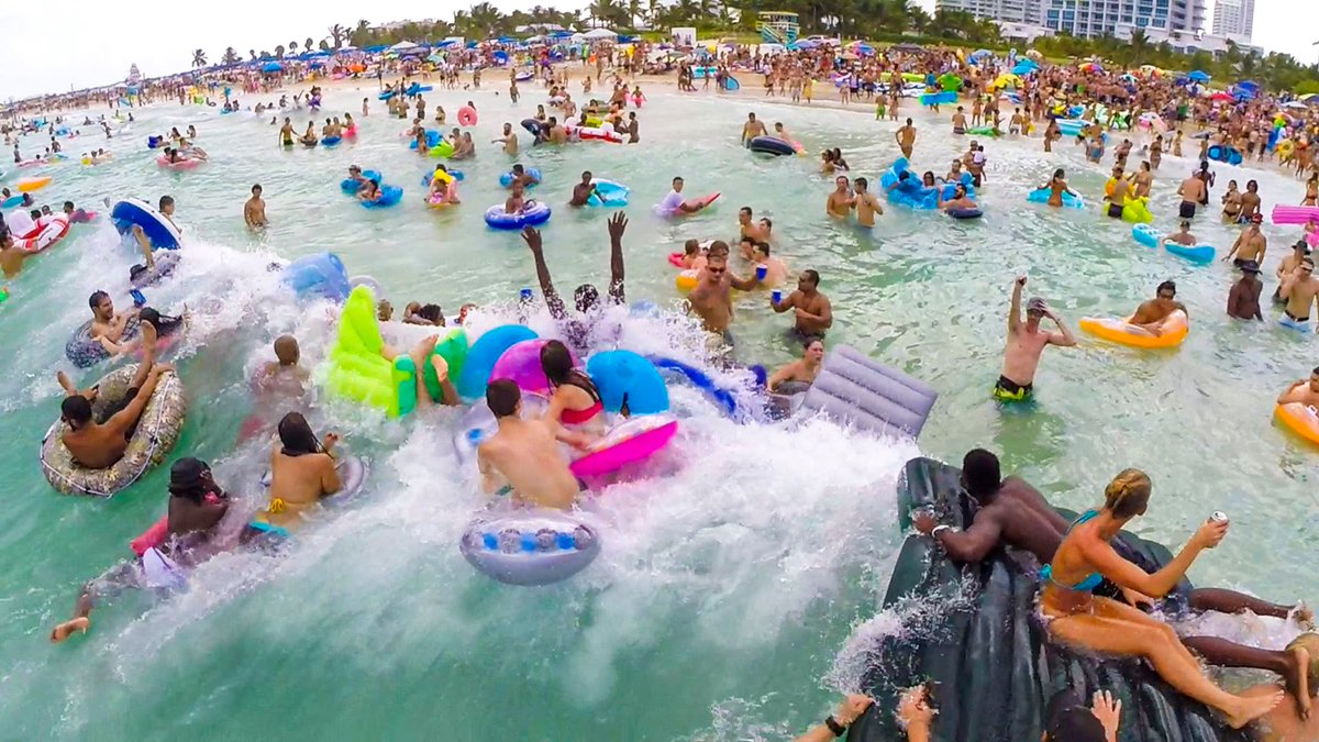 OfficialJoelF's tweet image. Thunderstorms likely to disrupt #Floatopia tomorrow