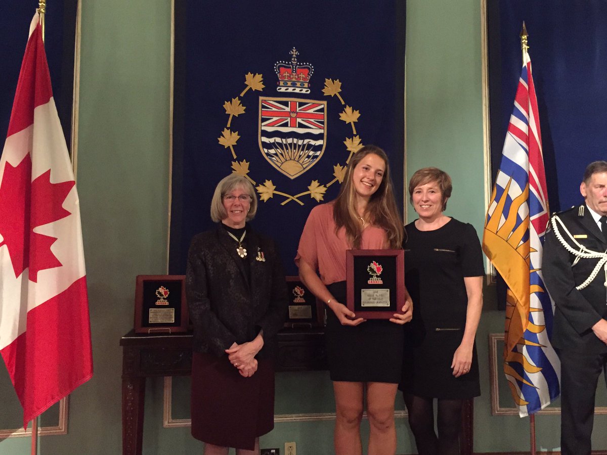 RugbyCanada's tweet photo. Congratulations to Caroline Crossley for winning the Women's Young Player of the Year Award! #REDNATION https://t.co/c94kfrcIIZ