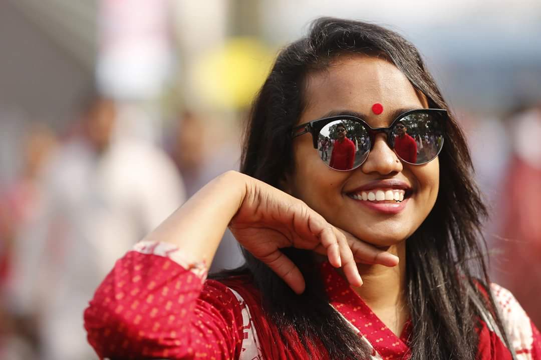 PapriJesmin's tweet photo. In a happy moment of Bengali new year celebration! https://t.co/ZdM5xr4vS6