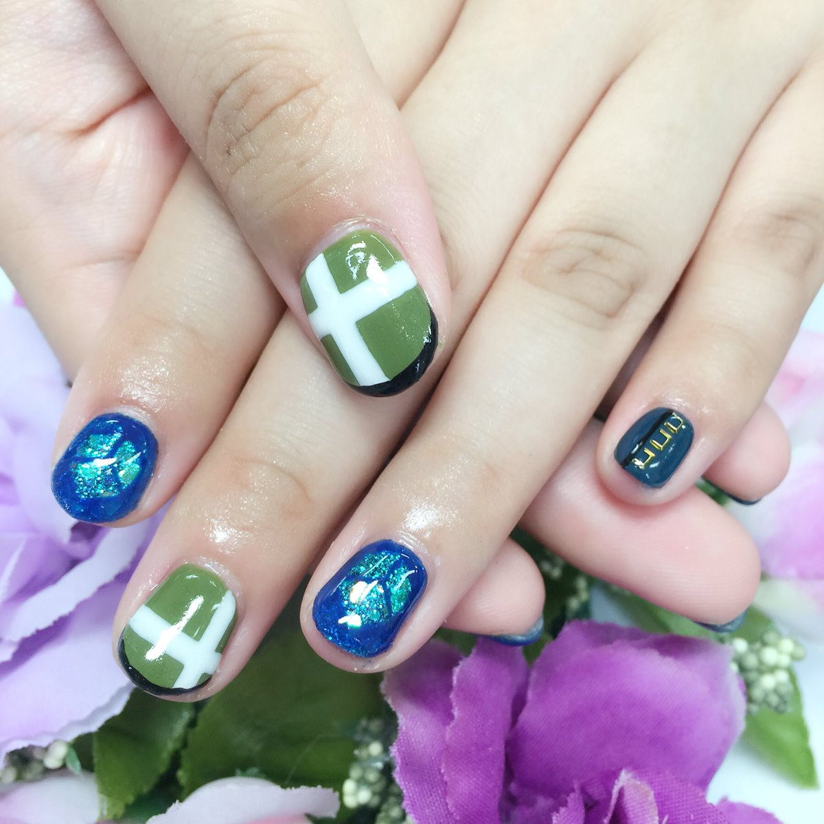 ナイスネイル池袋 Ar Twitter ワールドトリガー 諏訪 忍田モチーフネイル 二人の隊服とトリオンを交互に入れました エネドラ戦はほんと最高でしたね モチーフネイル ワールドトリガー ワートリ 諏訪洸太郎 忍田真史