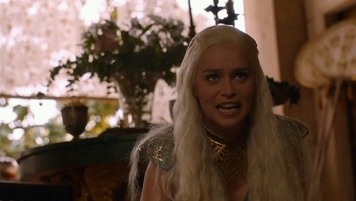 eckaatarganyen's tweet photo. Daenery's " where are my dragons?" Hahaha!
#fangirling #Gameofthrones2 #episode6
#khalessi #threedragons#Dothraki https://t.co/w9kk52uthm