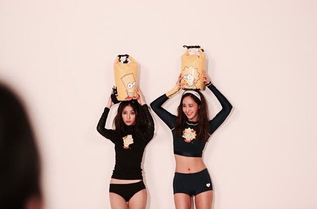 [OTHER][15-04-2016]Yuri trở thành người mẫu mới cho thương hiệu đồ bơi "BARREL" CgIzNTXW4AATbTL