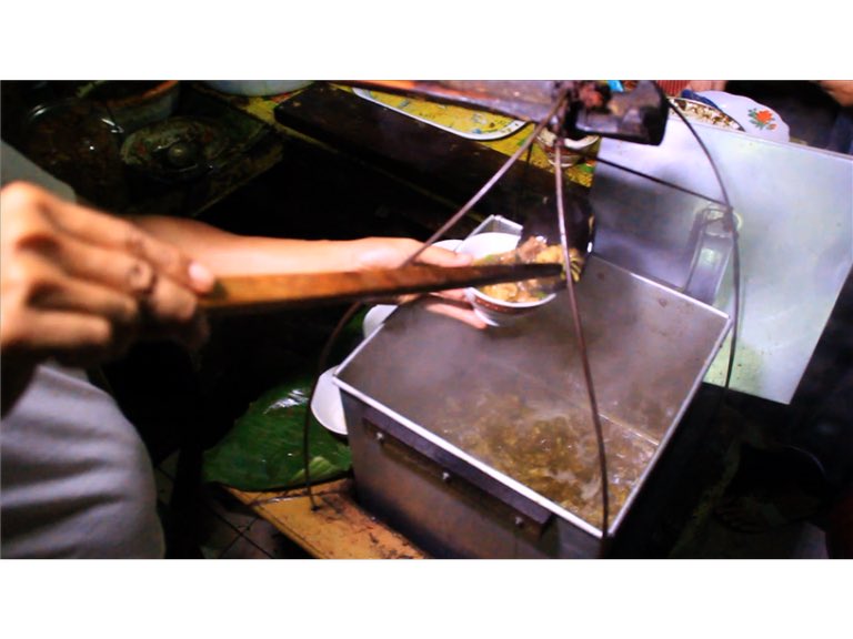 Kuliner khas Pemalang. Duhhh maknyus bangeeet ! "Nasi Grombyang"