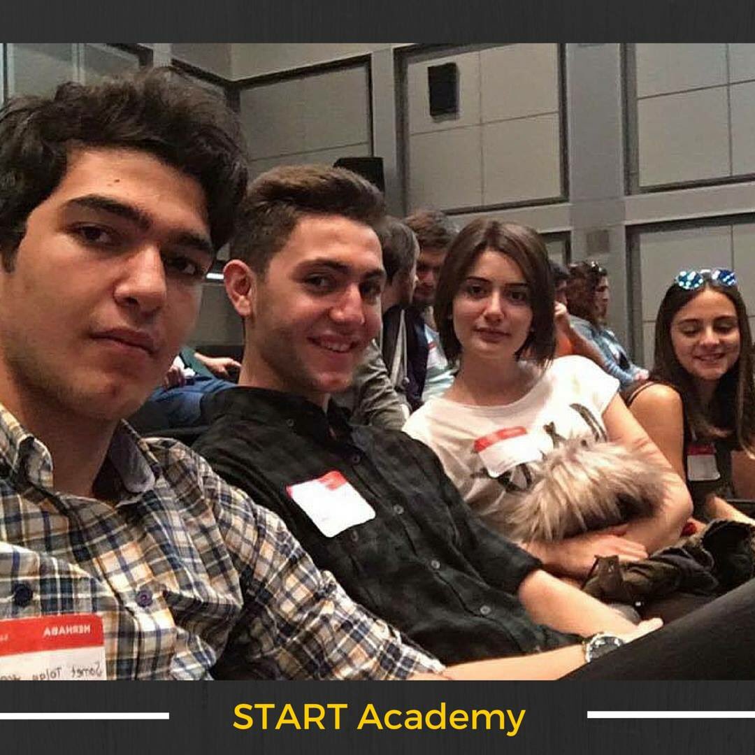 Öğrencilerimizden fotoğraflar gelmeye başladı :) <a href="/letscrowdup/">CrowdUp</a>