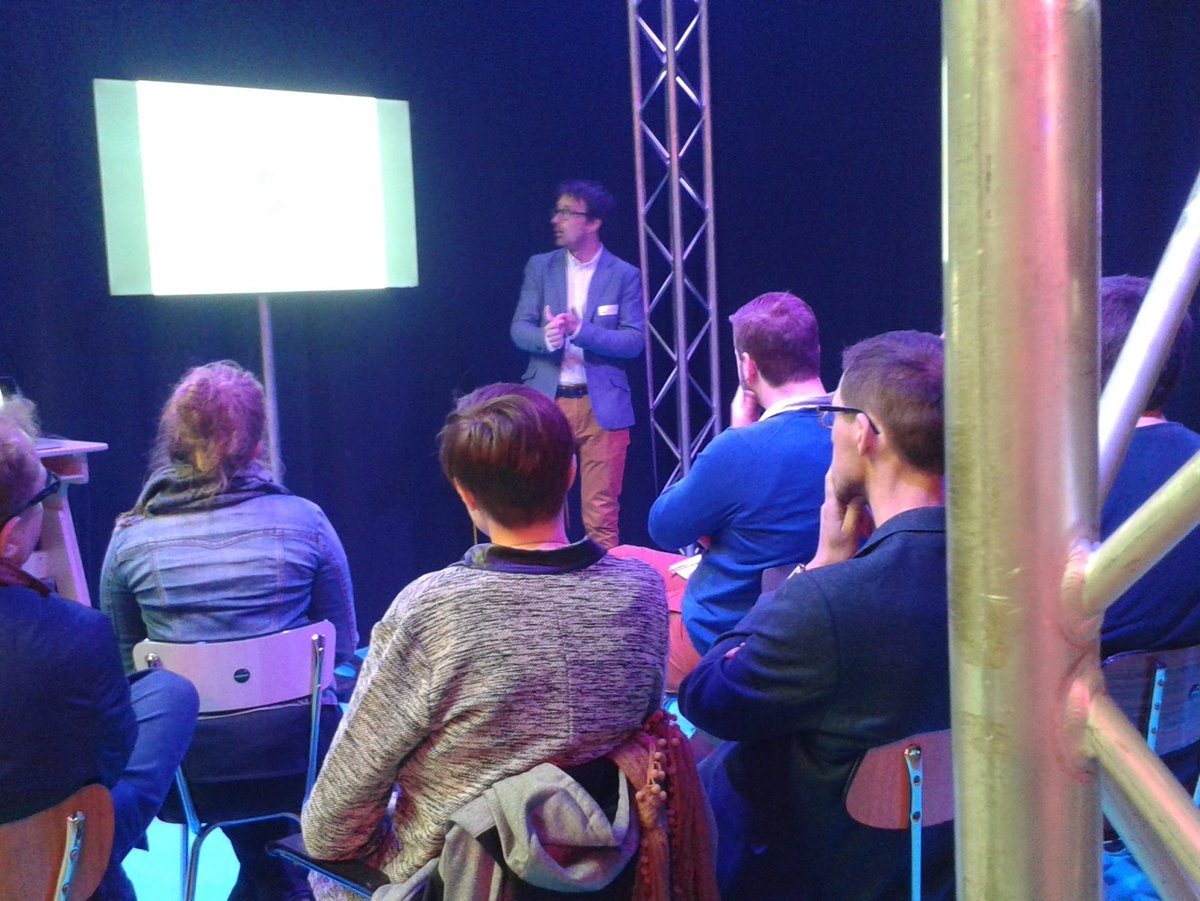 foundingfools's tweet photo. Go pitchers! Voorrondes zijn gestart! #foundingfools @Jong_Voka #inspiration https://t.co/7BH10zcSbg