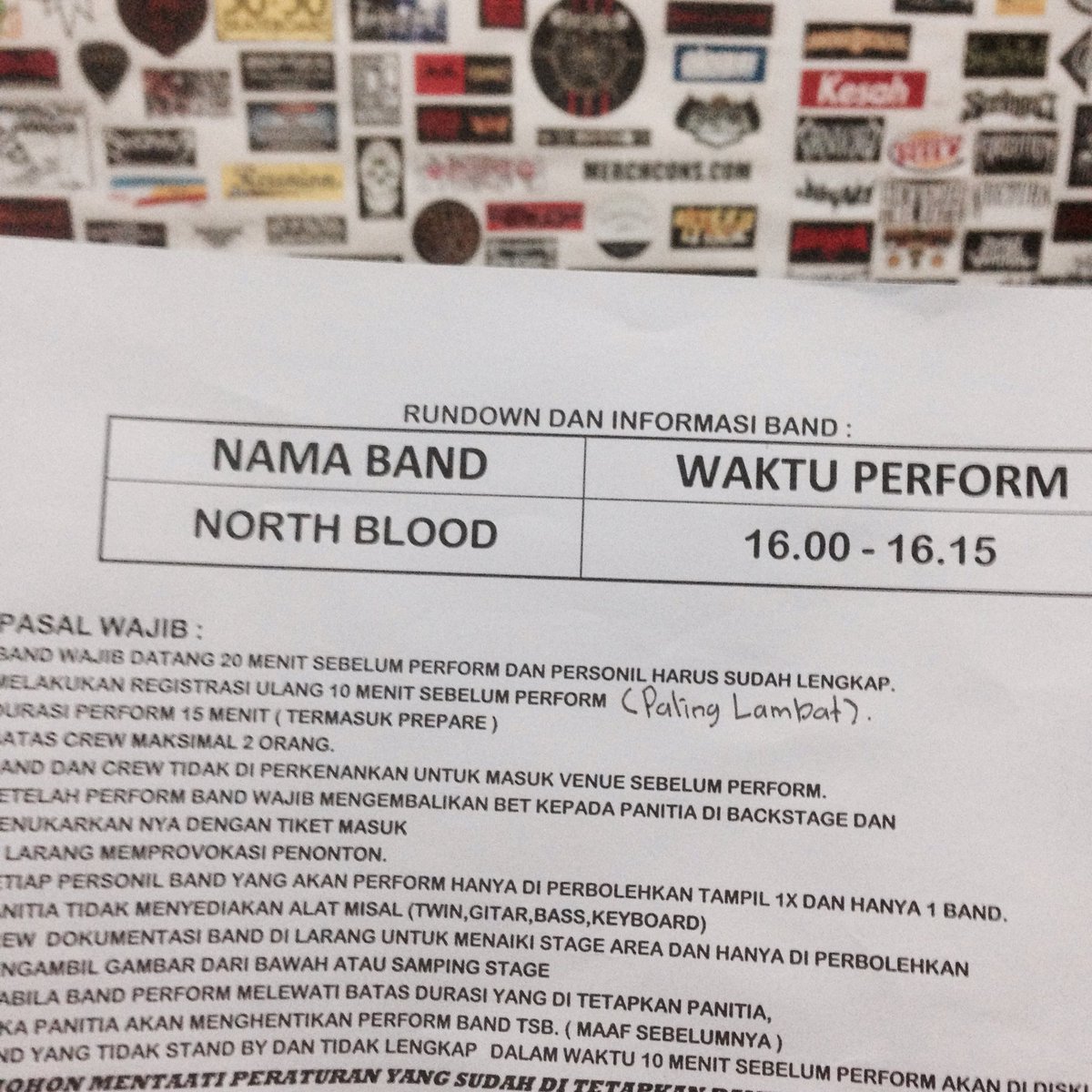 yoosshhh, tomorrow! 🍻
•
Ditz Music Fest
•
bersiap merapat! 
sampai bertemu jam 4 sore kawan! 
👊🏻🕶🤘🏻🚬