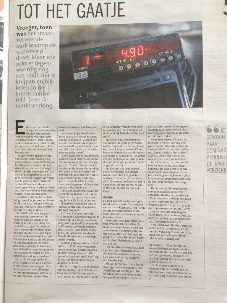 ZeerobbenTweets's tweet photo. "Het is keihard bikkelen" zegt Ali van onze sponsor POL taxi in de LC. Taxirijden is dus net als voetballen 😉 https://t.co/x57KgghJmo