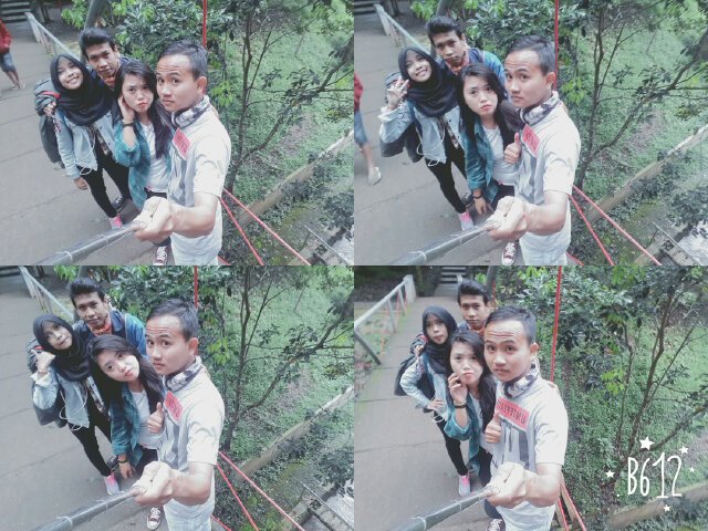 Asa getek nyepeng tongsis keliatan cocoo =))