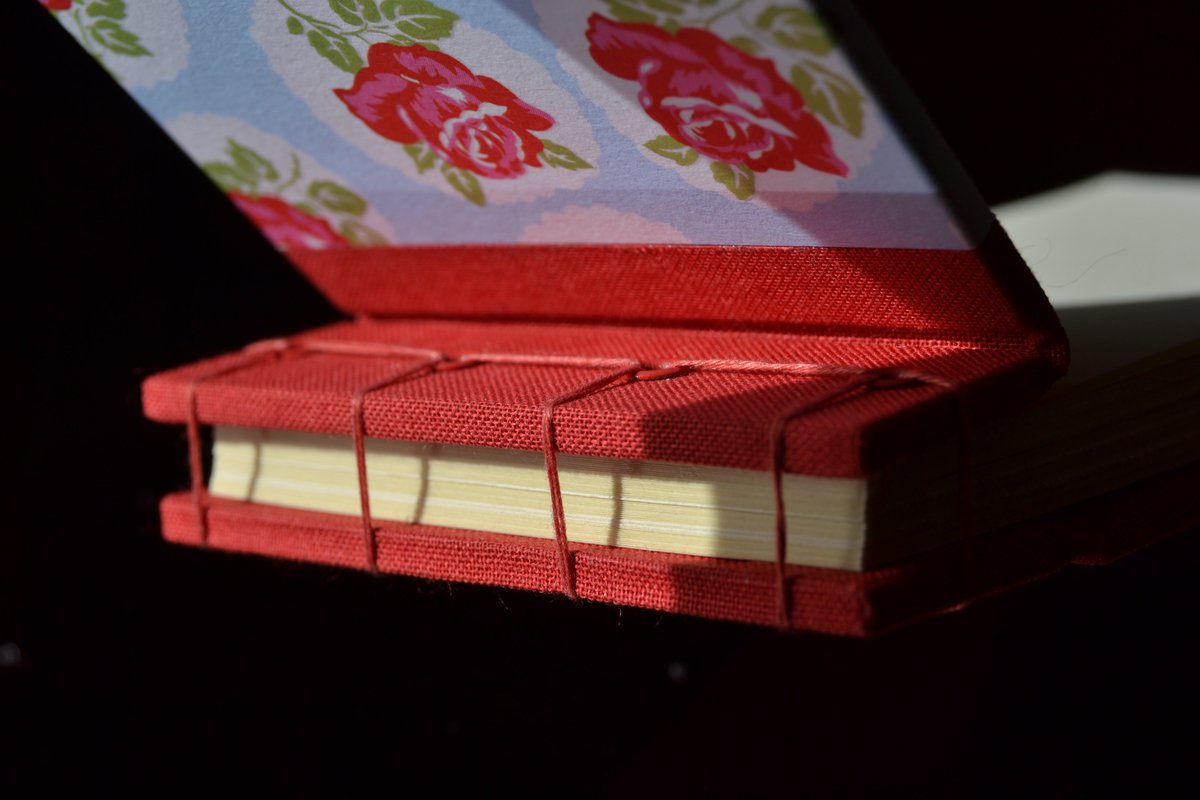 BBookbinding's tweet image. Taccuini Vintage-Spring in rilegatura giapponese #japanese  #primavera #butterfly #wonderland #handmade #bookbinding