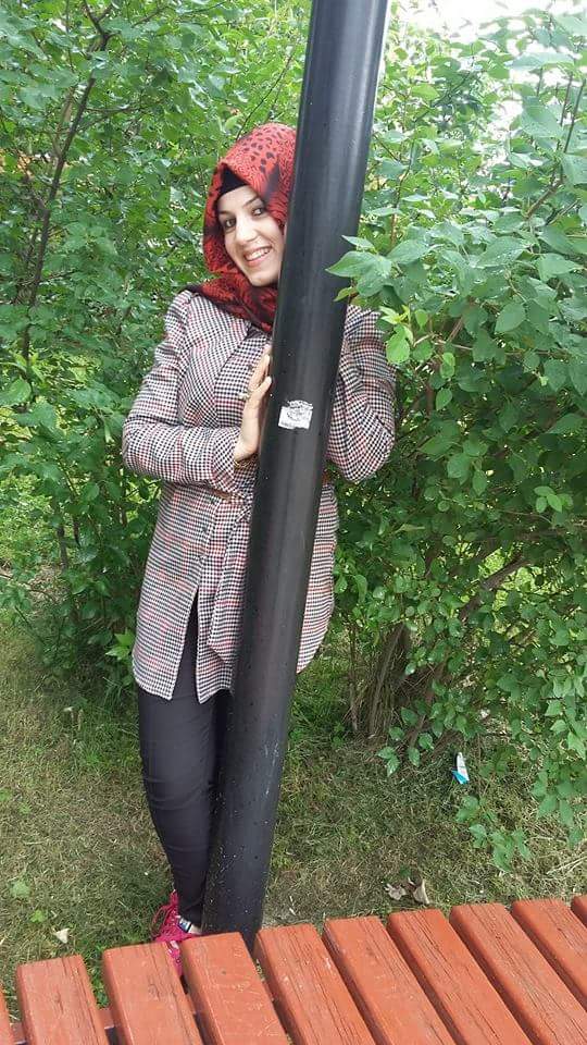 AysunSever06's tweet photo. 0535 726 67 71 telefonda her türlü muhabbet 🎀 yapıyorum 30 kontor görüntülü 50 tl isteyen arasin https://t.co/nvkjJ0NdZI