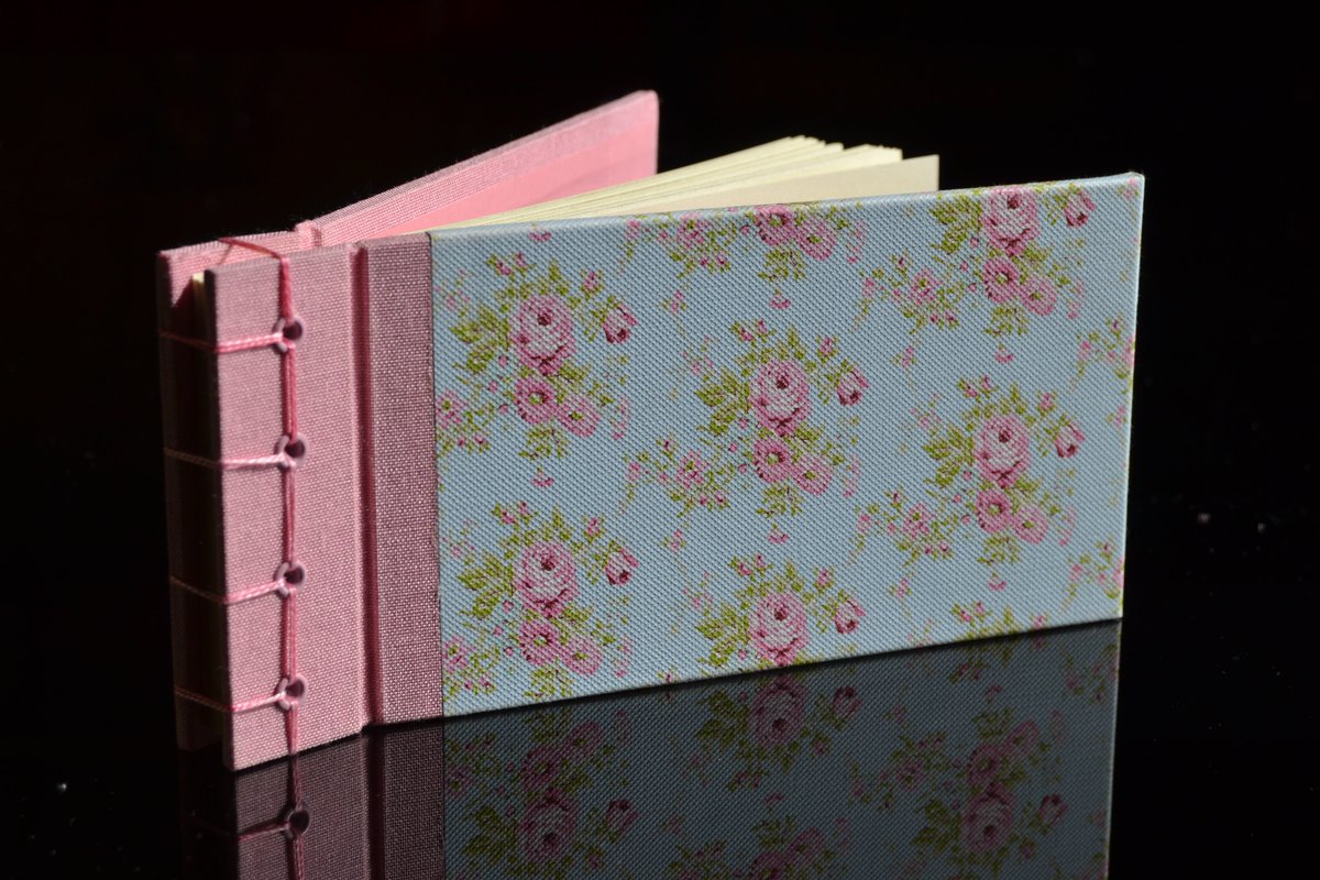 BBookbinding's tweet image. Taccuini Vintage-Spring in rilegatura giapponese #japanese  #primavera #butterfly #wonderland #handmade #bookbinding