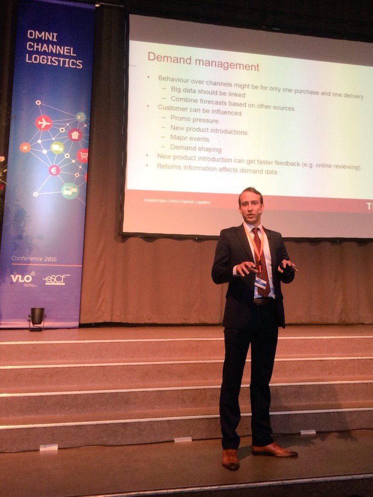 RafaellaBroft's tweet photo. Trots op mijn broertje @alainbroft! Een gave masterclass over Omni-Channel Logistics op #OCLConference 2016. https://t.co/fu84WyQbUD