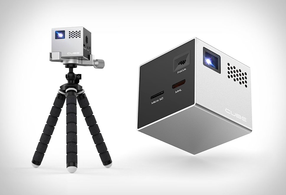 nammanjewellery's tweet image. Worlds smallest projector? Cube Mobile Projector ow.ly/4mKI0S @blessthisstuff #menstech #menscave