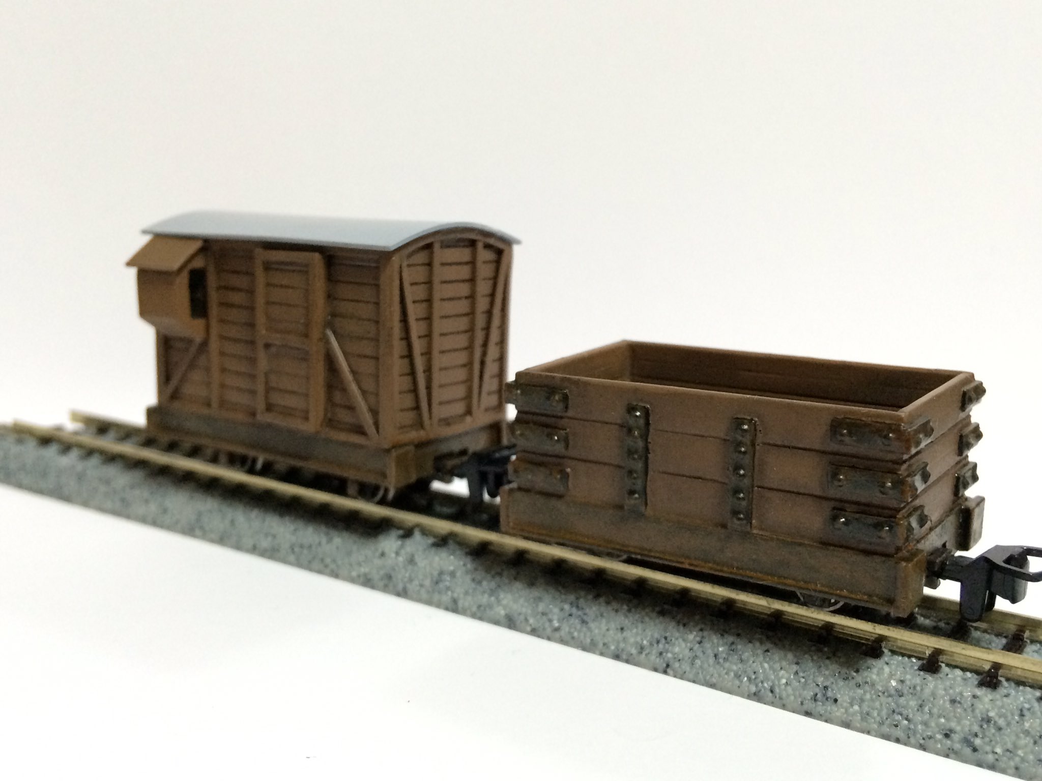 陶器路面電車　 ダークグレー 約10cm x 16cm✖️15cm 陶器路面電車 ダークグレー 約10cm x 16cm✖️15cm