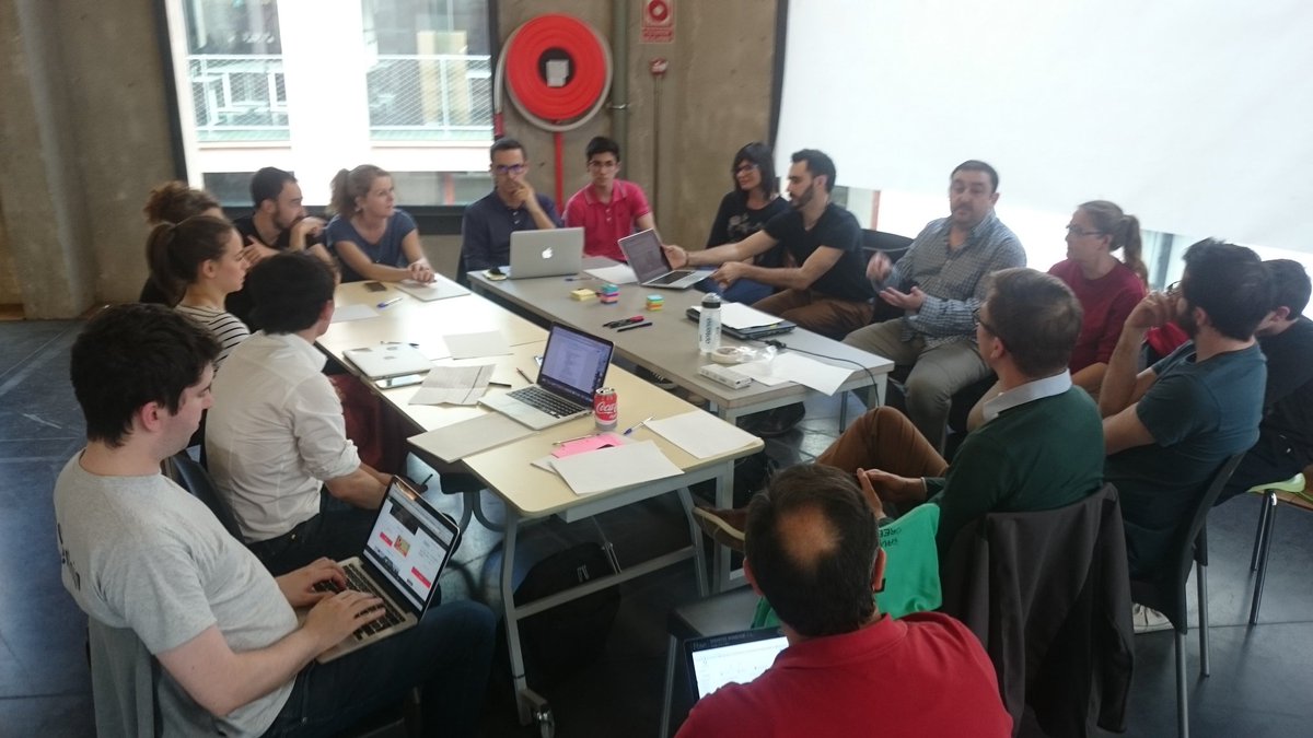 coderdojoleon's tweet image. Primera reunion de la Asociacion Coderdojo España. Increible grupo de champions implicados. Gracias chicos!