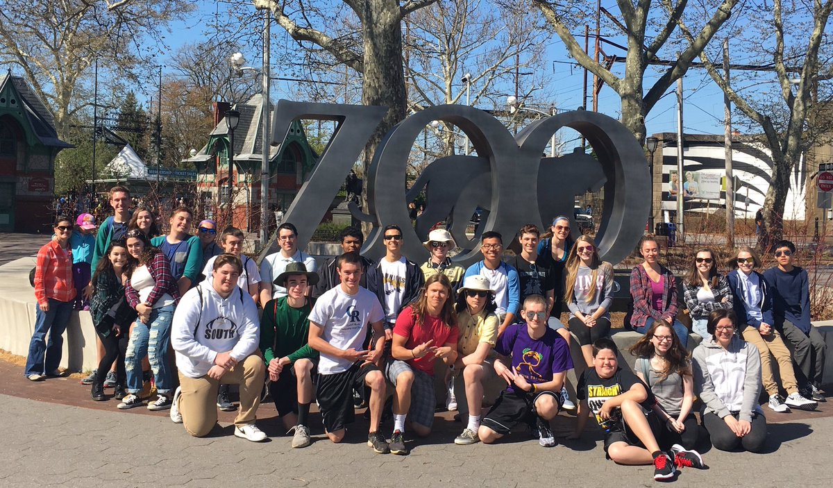 #iterzoologicum
CR SOUTH LATIN CLUB AT THE PHILLY ZOO!