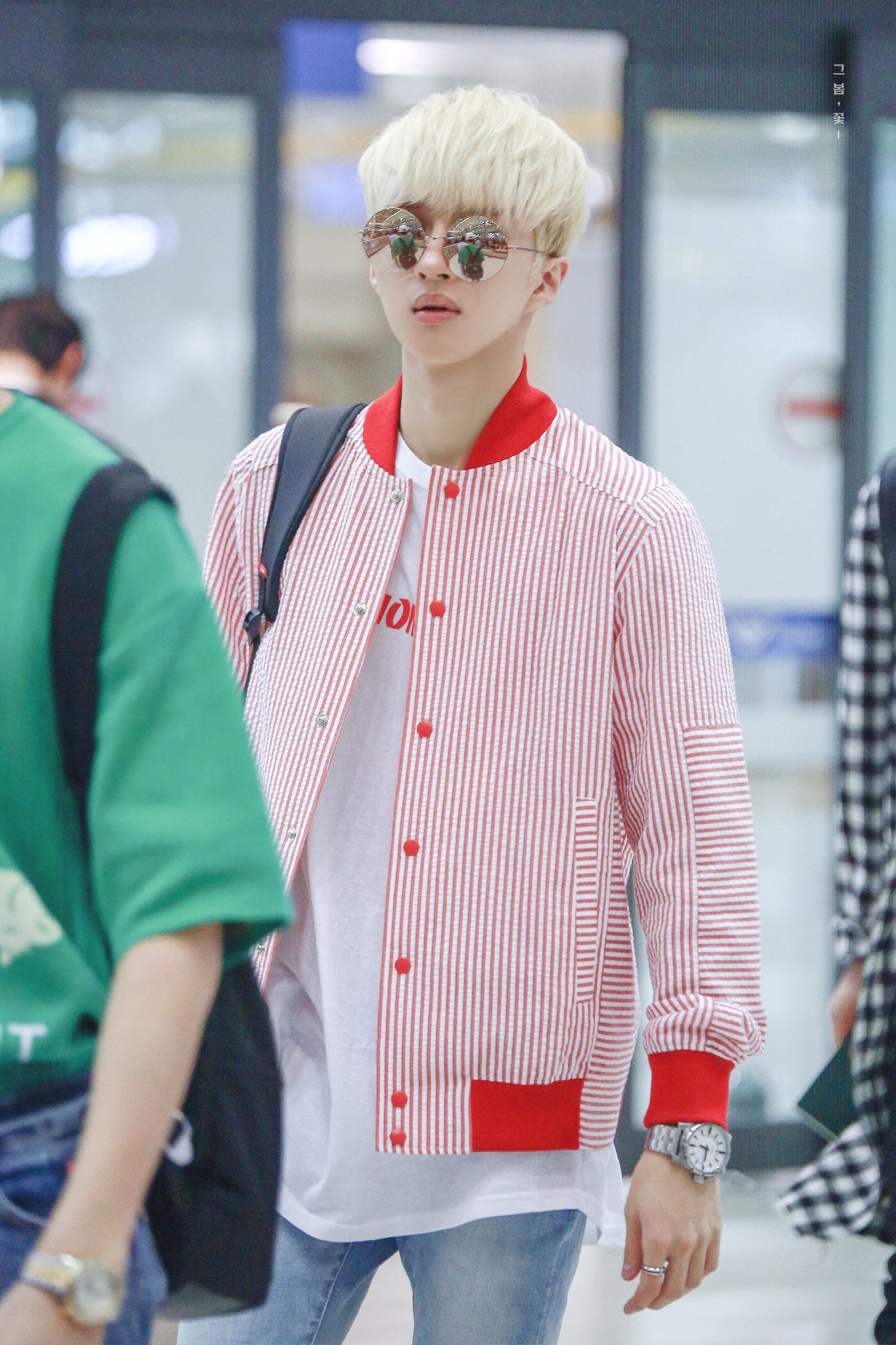 CgKB058UMAAaJVm.jpg:orig