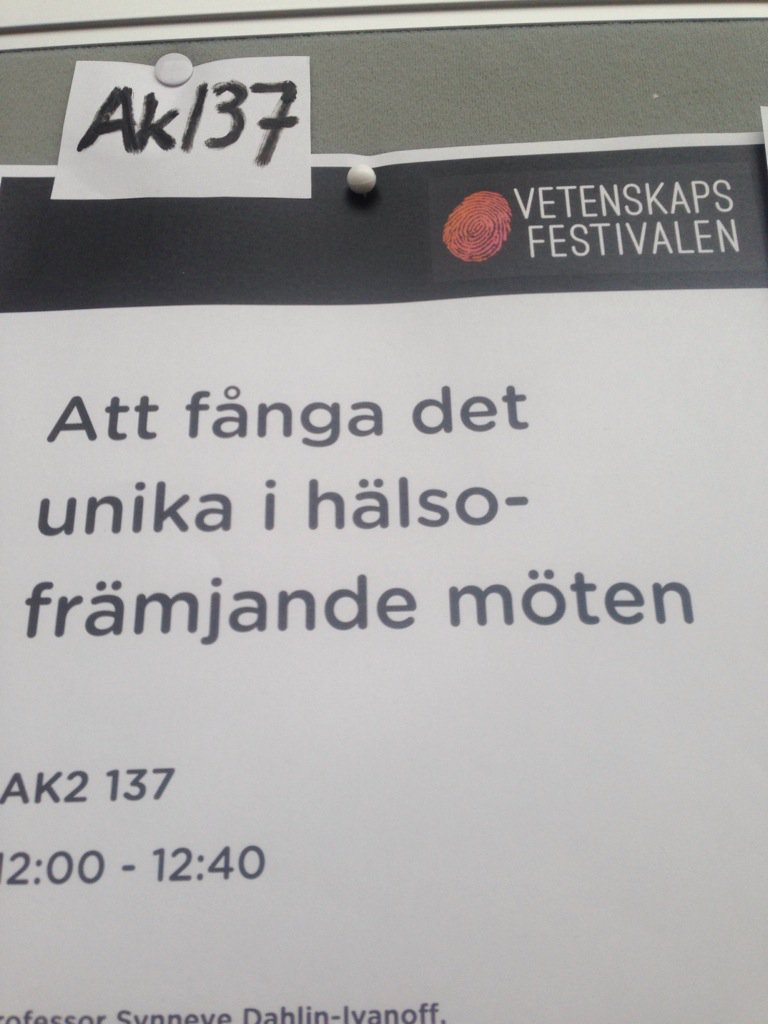 ResearchFresh's tweet photo. Just nu på #vetenskapsfestivalen #freshresearch #sahlgrenskaakademin https://t.co/UTkeD8LHNI