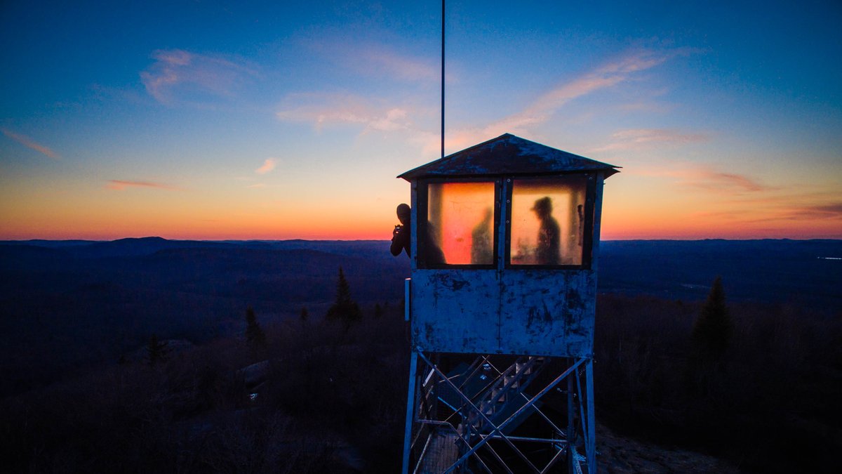 TupperLakeNY's tweet photo. Sunset #hike up #MountArab... who's in? https://t.co/ObK6Ip8hCP #Adirondacks #Hiking #Scenic #Sunsets #Piercefield https://t.co/QbWTLYjll5