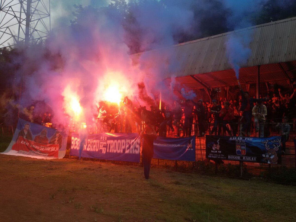 Terima kasih juga kepada Supporter PSB! We really apreciate it! #PSBbogor <a href="/BB_Troopers/">Bogor Biru Troopers</a> <a href="/LaskarPakuan_/">LASKARPAKUAN</a> <a href="/BaladPSB/">Balad PSB</a>