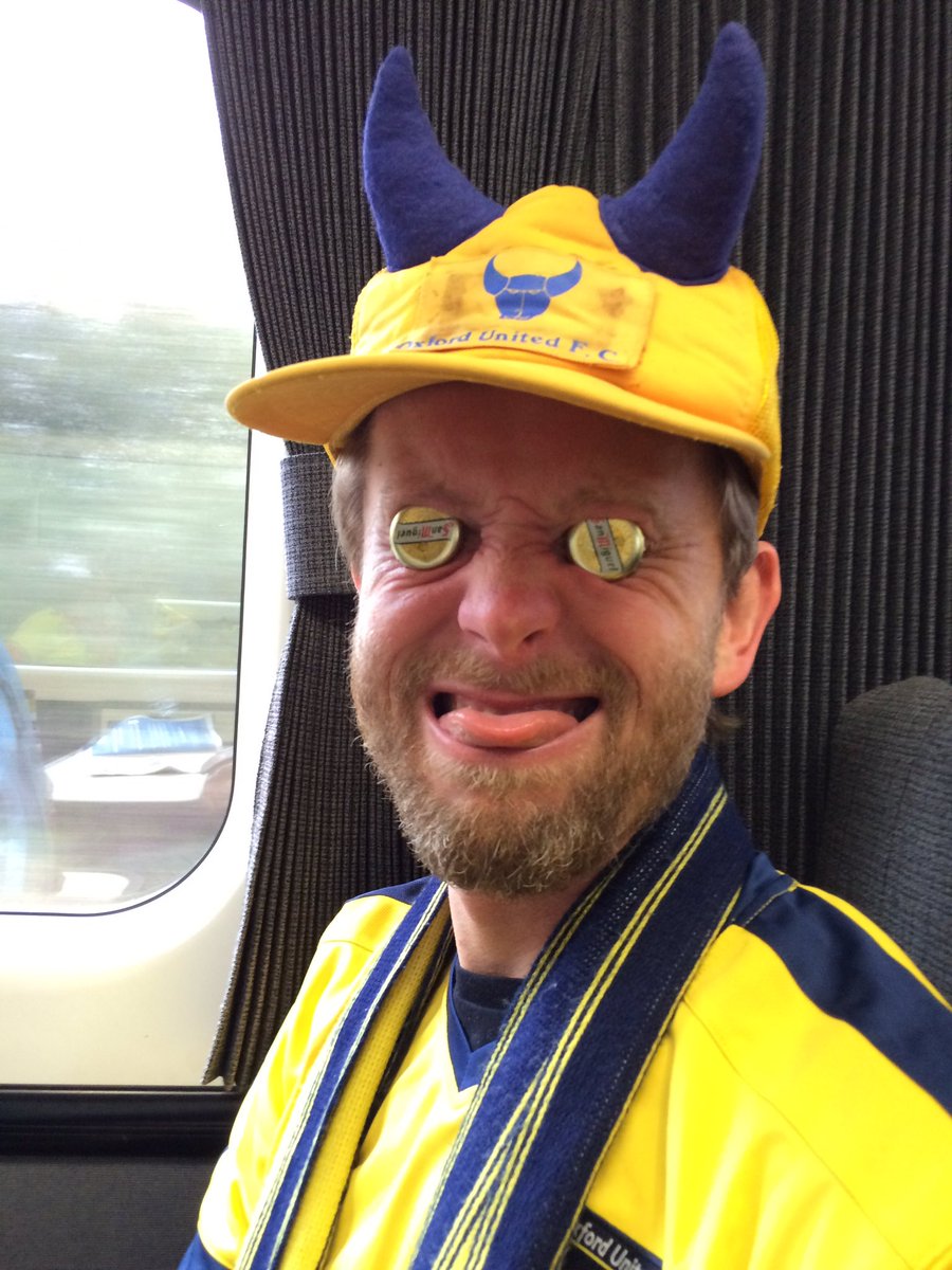 trdigz's tweet image. IT'S SATURDAY!! #oufc #bottletops4eyes