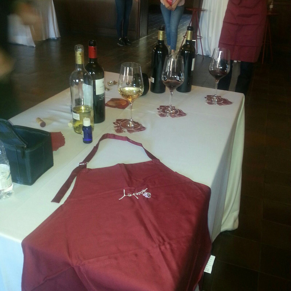lariojaturismo's tweet photo. Hoy La Rioja también está presente en el #AtrápaloFunFest que ha organizado hoy @atrapalo. #LaRiojaApetece https://t.co/UgBfqwFJxz