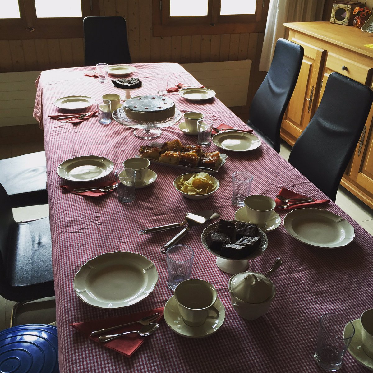 GDLogout's tweet image. Tea-Time!