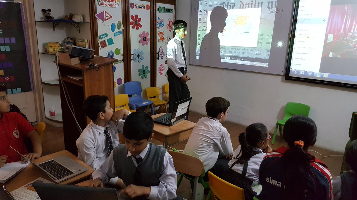 fbfrana14's tweet photo. Mystery @SkypeClassroom session with a #serbian school. @amschool80 https://t.co/T9cmtgEcvY