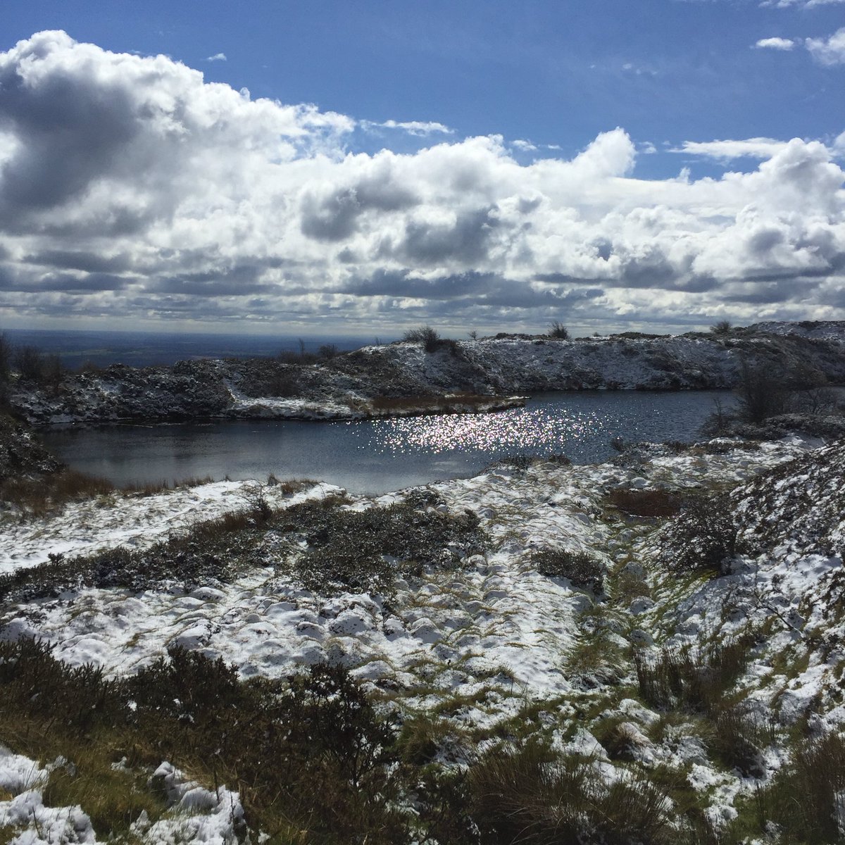 Beckywardy's tweet photo. Early morning walk in the snow! #shropshire #snow https://t.co/P5Ke3sAy8c