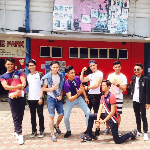 iz_izaiman's tweet photo. Keluaran bulan May 2016 #ramaja #megazine https://t.co/TXq42KIRvy
