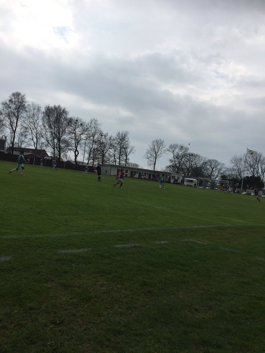VKIF_h's tweet photo. Kickoff i hemmapremiären #vkif #superfemman #hais https://t.co/JQoG5kEaT5