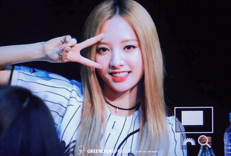 19950819net's tweet photo. 프리뷰 🍌 160416 구로 팬싸  #보나 #BONA #우주소녀 #모모모 #MoMoMo @WJSN_Cosmic https://t.co/ewovMnta33