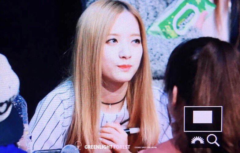 19950819net's tweet photo. 프리뷰 🍌 160416 구로 팬싸  #보나 #BONA #우주소녀 #모모모 #MoMoMo @WJSN_Cosmic https://t.co/ewovMnta33