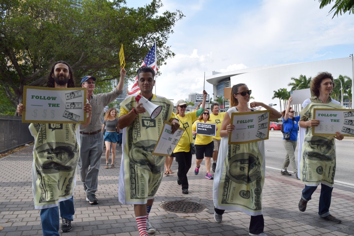 Represent_Miami's tweet image. Special thanks to all who marched with us #RepDay16 #Miami #ShinetheLight #FollowtheMoney