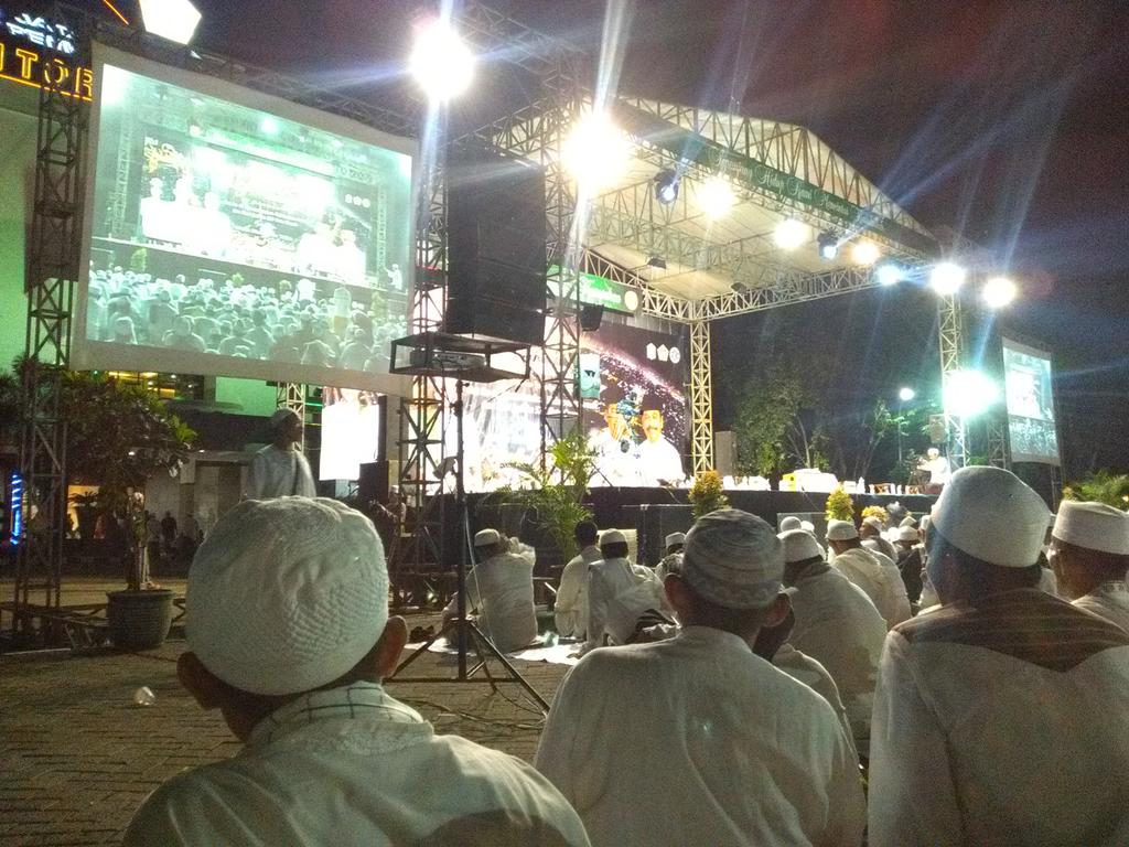 RT @Moch_Arief11 Bismillah.. ^_^ #SyekherManiaGresik