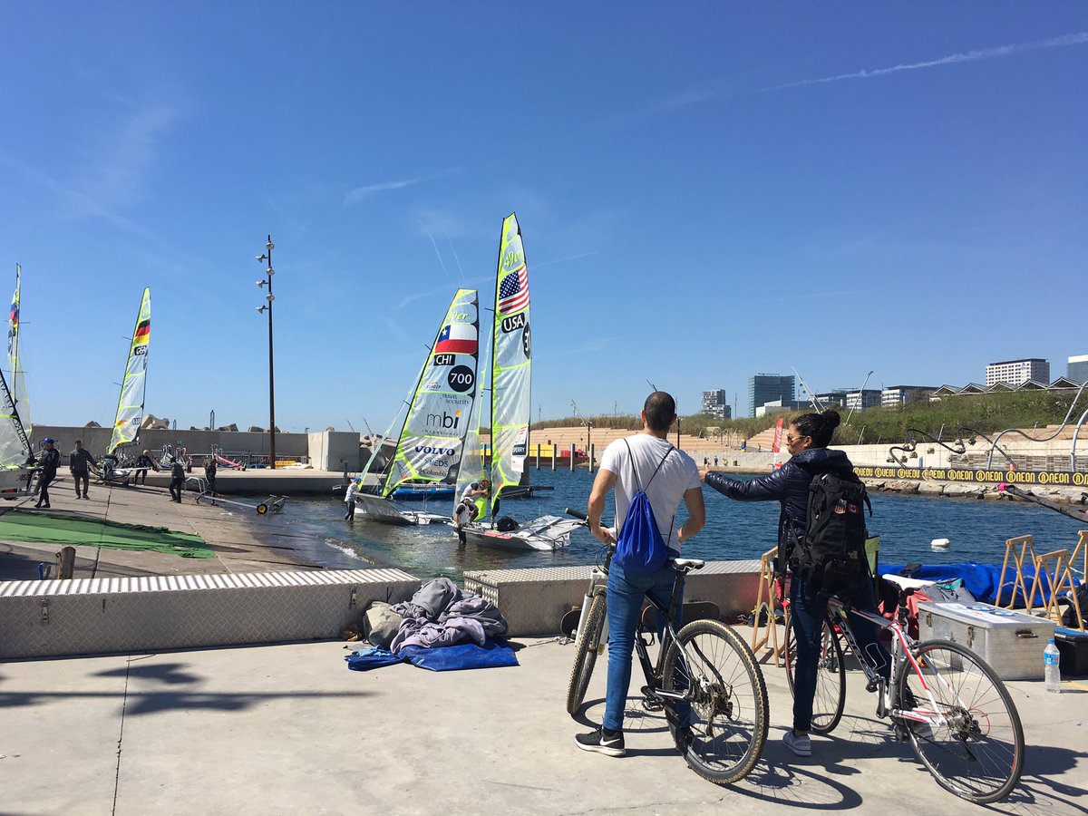 49erSailing's tweet photo. Thinking of taking a bike ride today in #Barcelona? come down to @BcnSailing to see what happens today! #49erEuros https://t.co/t4C4Un6YMo