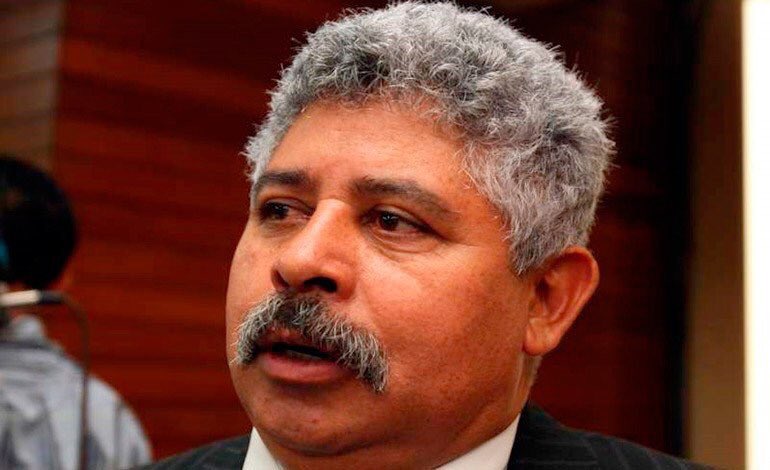 JuanTatascan's tweet photo. Se rumora que Marvin "basuca" Ponce es agente de la CIA, ¿será posible? #Honduras #basuca #MACCIH https://t.co/GIl0LfUax4