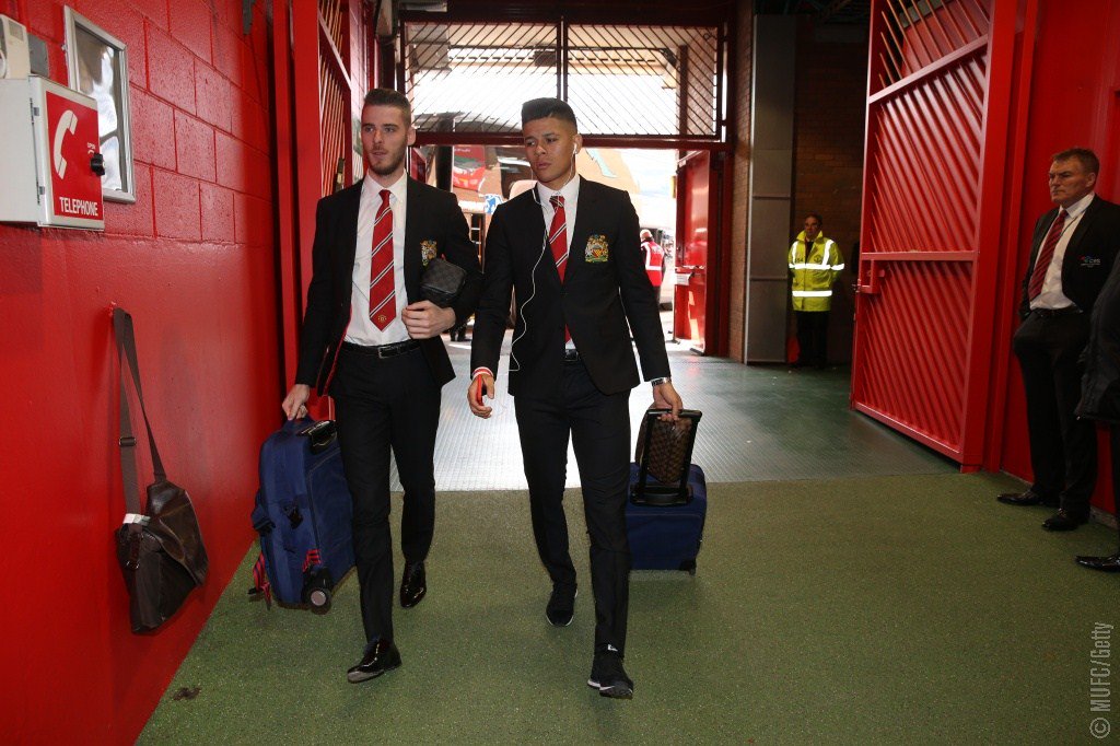 ManUtd_ID's tweet photo. Para pemain #mufc sudah tiba! Line-up akan diumumkan pukul 20:00 WIB. #mufc https://t.co/1MtP646rAa