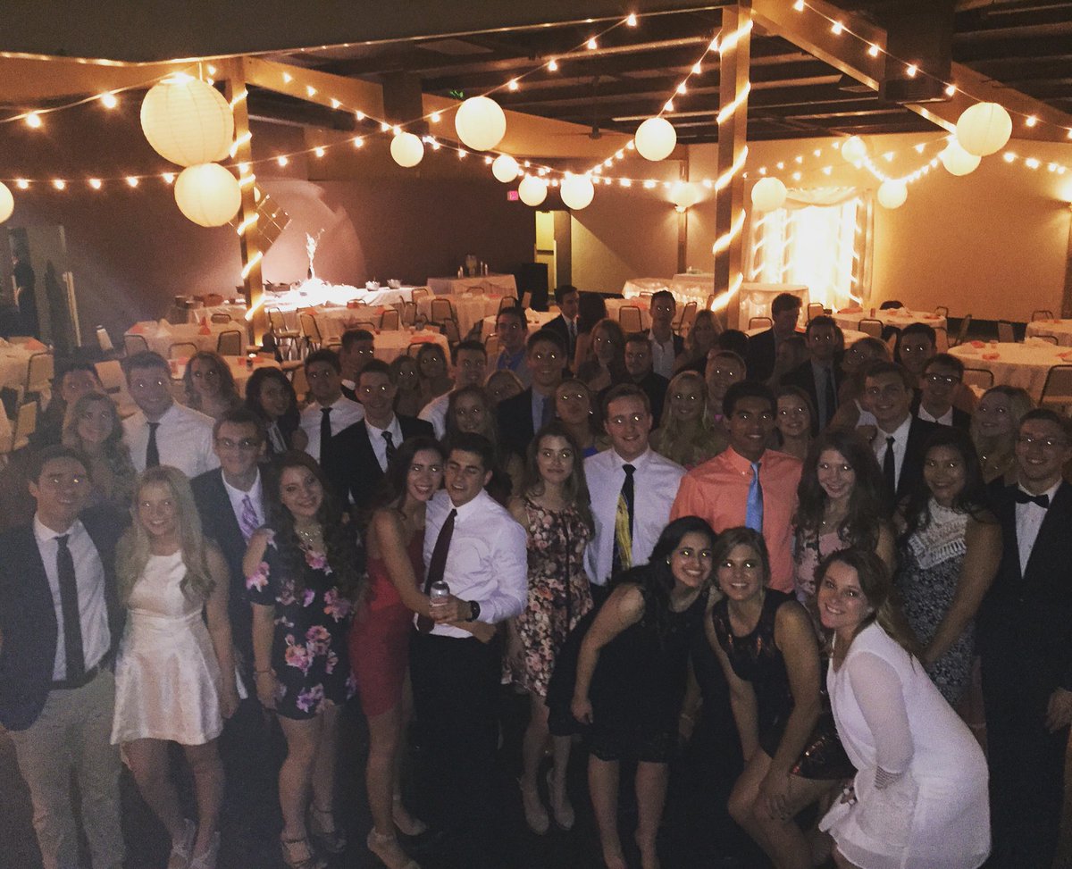 nebraskaTKE's tweet photo. Everybody looked mighty fine last night for #springformal2k16 #mayihavethisdance https://t.co/iwjLVDowUK