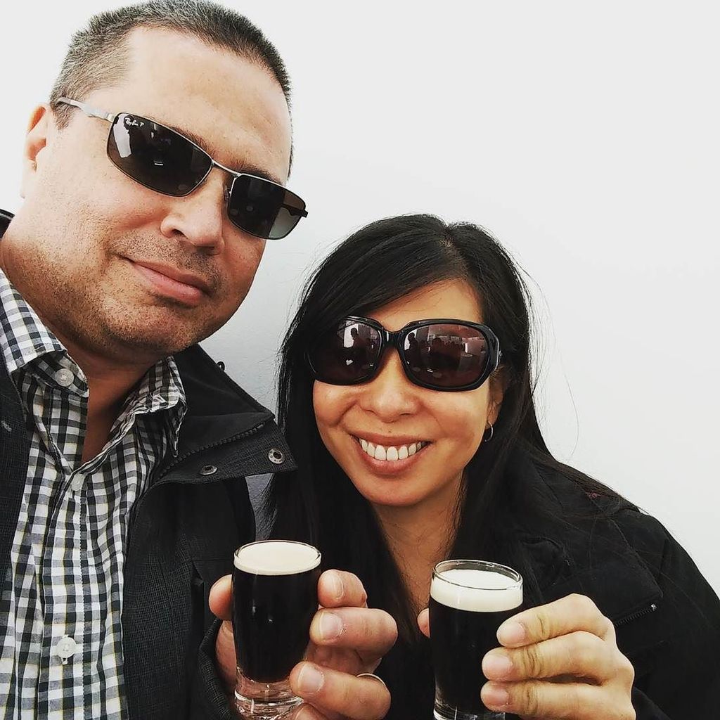 sitiaf's tweet photo. Myra's first taste of Guinness. #storehousestory https://t.co/eFuM0fhFu2 https://t.co/UbN8vnSCgx