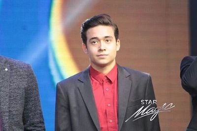 JBFinitiesMKT's tweet photo. Jameson Blake para sa Presidente! Wooh hahaha
JAMESON OnMMK https://t.co/dt08OsXamI