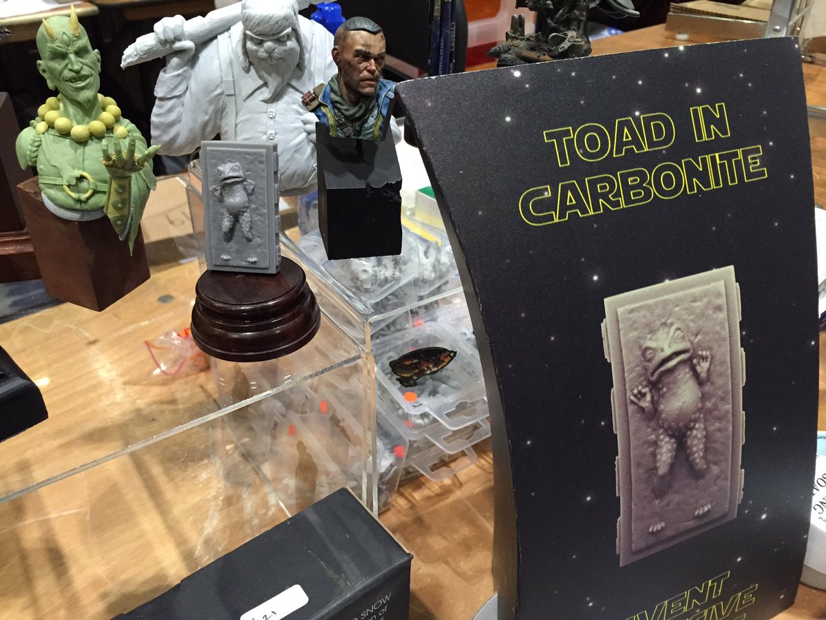 PaintySim's tweet photo. #SweetWatch #Salute2016 BrokenToad. (Also a toad in carbonate!) https://t.co/MHerUJkFho