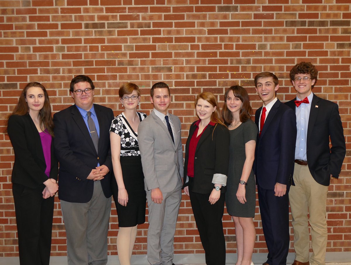 Top 8 debaters for mid-west regional at the Truman Library <a href="/TrumanHSIndep/">Truman High School</a> <a href="/THSForensics/">Ms. Garcia's Forensic Science Class</a> @thsnfladams <a href="/MaryAMcMurray/">Mary McMurray</a>