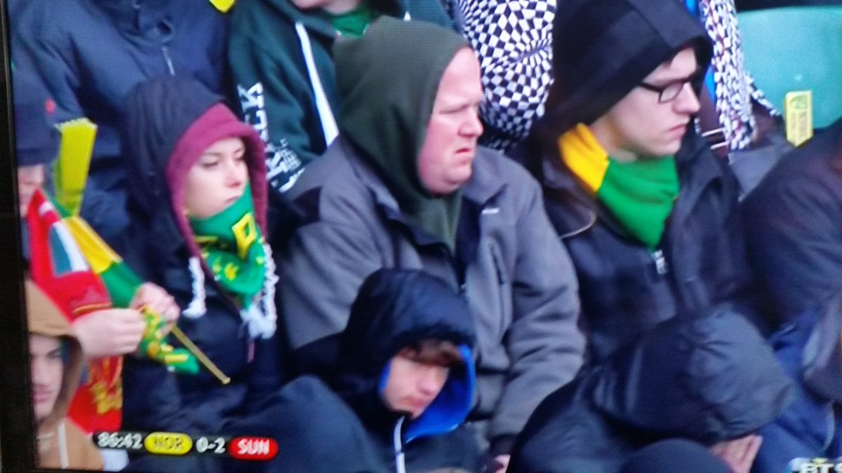 Donkey_Volley's tweet photo. Now one of them is knitting...
At. The. Match... #mutantwatch https://t.co/NKxt2Qqvd7