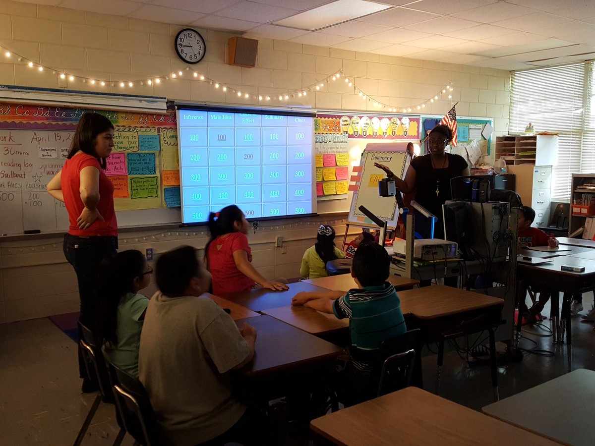 Angela_Painter's tweet photo. #readingcamp #staartestprep #learningandgrowing #dedicatedteachers https://t.co/RyXhkrr1S7