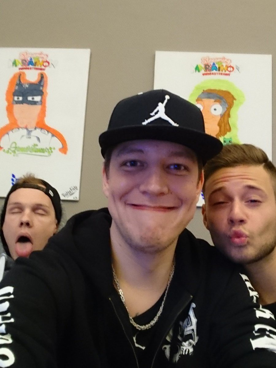 MontanaBlack's tweet photo. Kommt vorbei,zocken Mario kart im stream von @ung https://t.co/3HwUAHhfb2