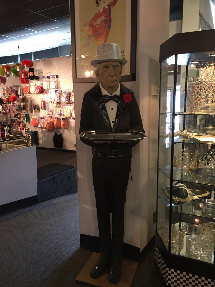 KCGala's tweet image. Check out the Kansas City Costume Company for all of your costume needs. A very interesting shop.