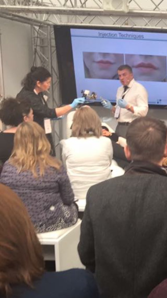TerinaDenny's tweet photo. @btoxclinics @TeoxaneUK assisted Dr Lee Walker today at #ACE2016 using #TeosyalPen #RHA3 #Teosyal # https://t.co/GiXK5Kw1jB
